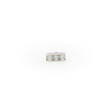 Load image into Gallery viewer, Titanium Internally Threaded with Prong Set 3 Clear Swarovski Crystal Bar Top
